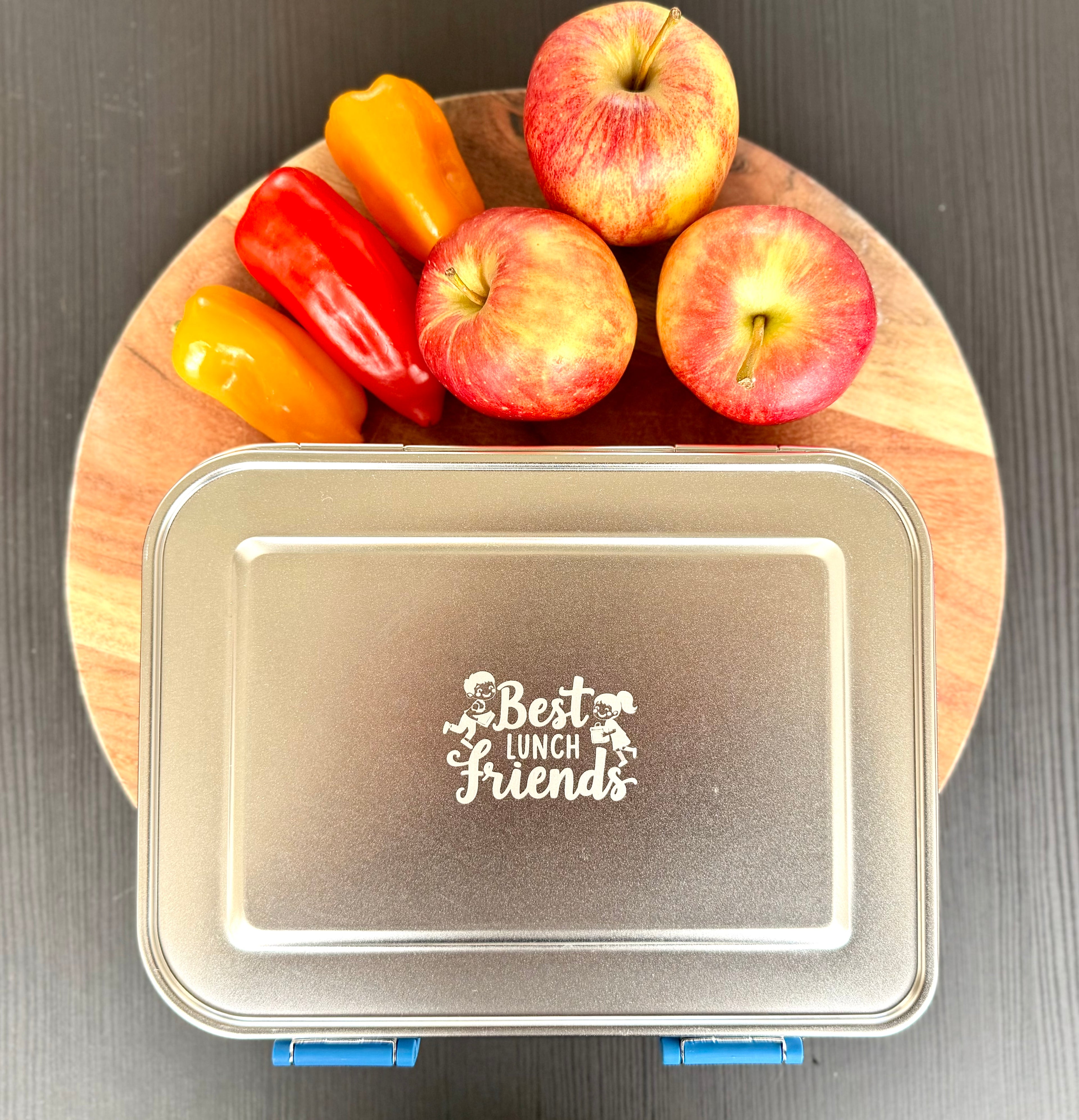 Die pinke Edelstahl-Lunchbox mit 3 Fächern